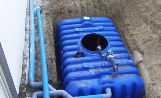 Mise en place d'une cuve de récupération des eaux pluviales. Bourg en Bresse, 347terrassement 